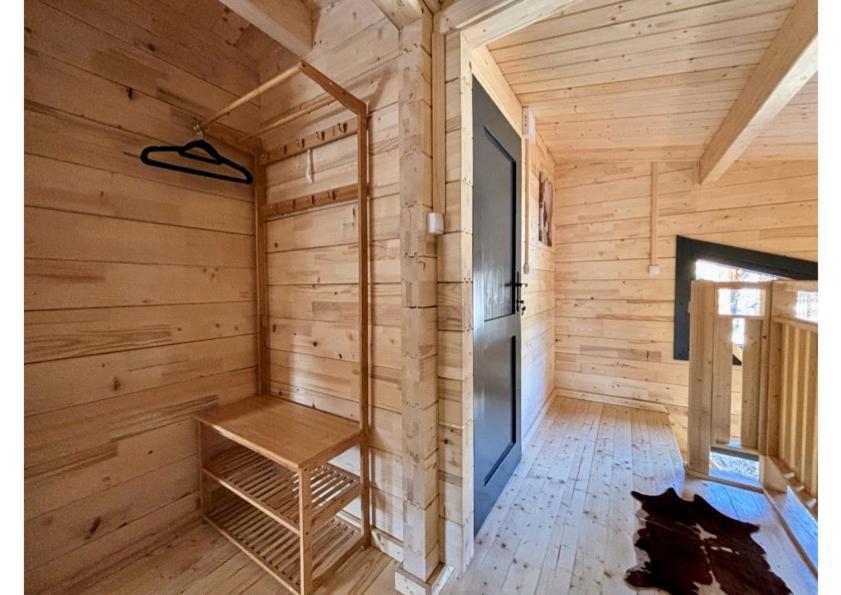 Parc Residentiel De Loisir : Le Loup Blanc Du Riou Hotel บาร์เซอลอนเน็ต ภายนอก รูปภาพ