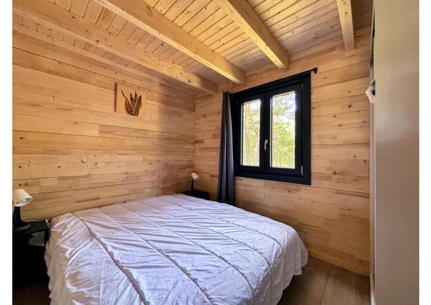 Parc Residentiel De Loisir : Le Loup Blanc Du Riou Hotel บาร์เซอลอนเน็ต ภายนอก รูปภาพ