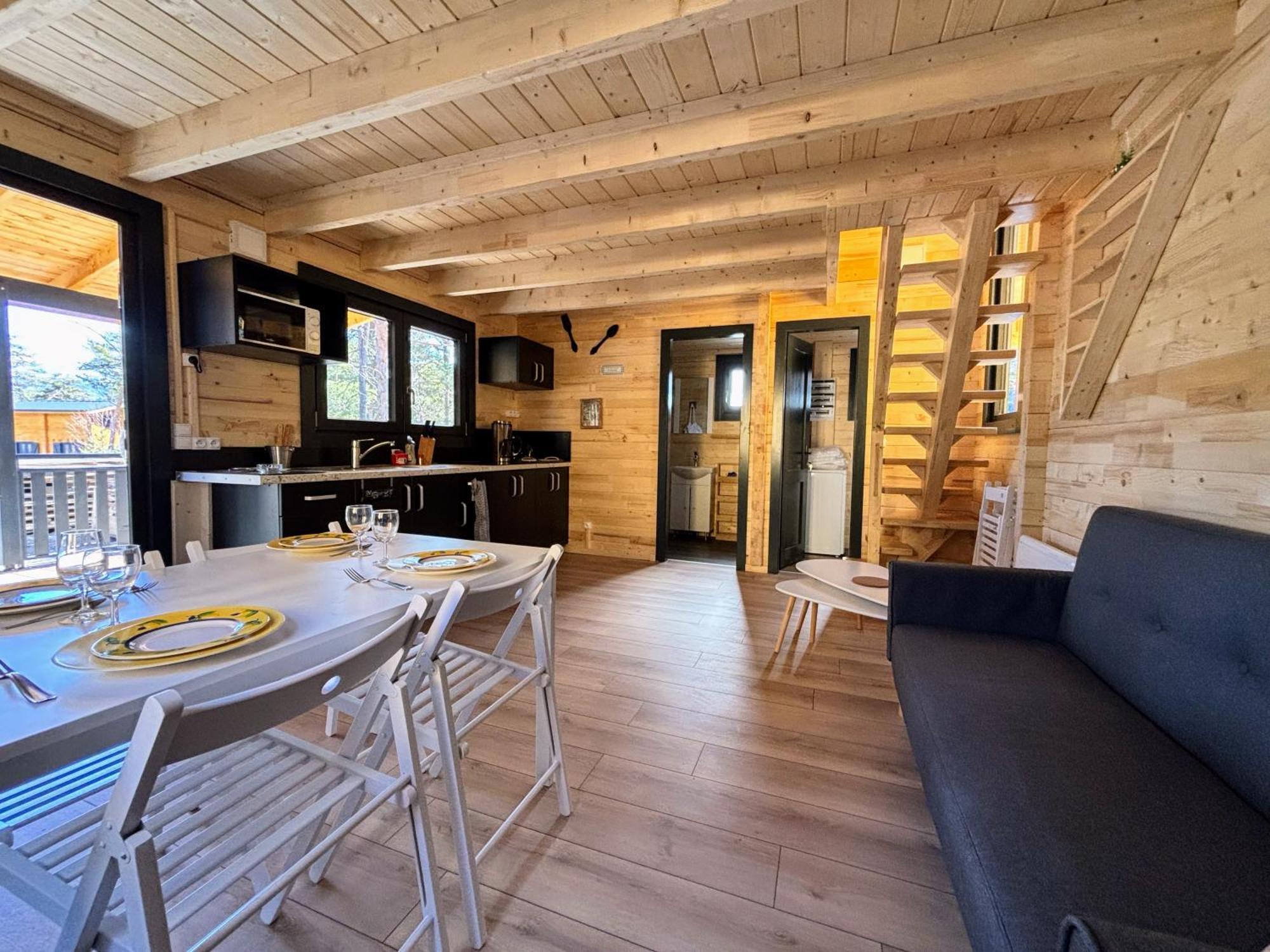 Parc Residentiel De Loisir : Le Loup Blanc Du Riou Hotel บาร์เซอลอนเน็ต ภายนอก รูปภาพ